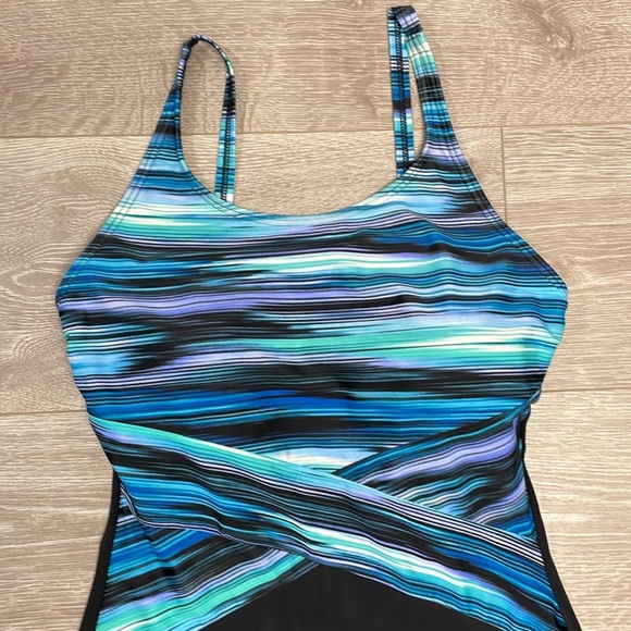 Gabar Horizon Stripe High Neck One Piece Tummy Control Swimsuit 12 - Picture 2 of 15